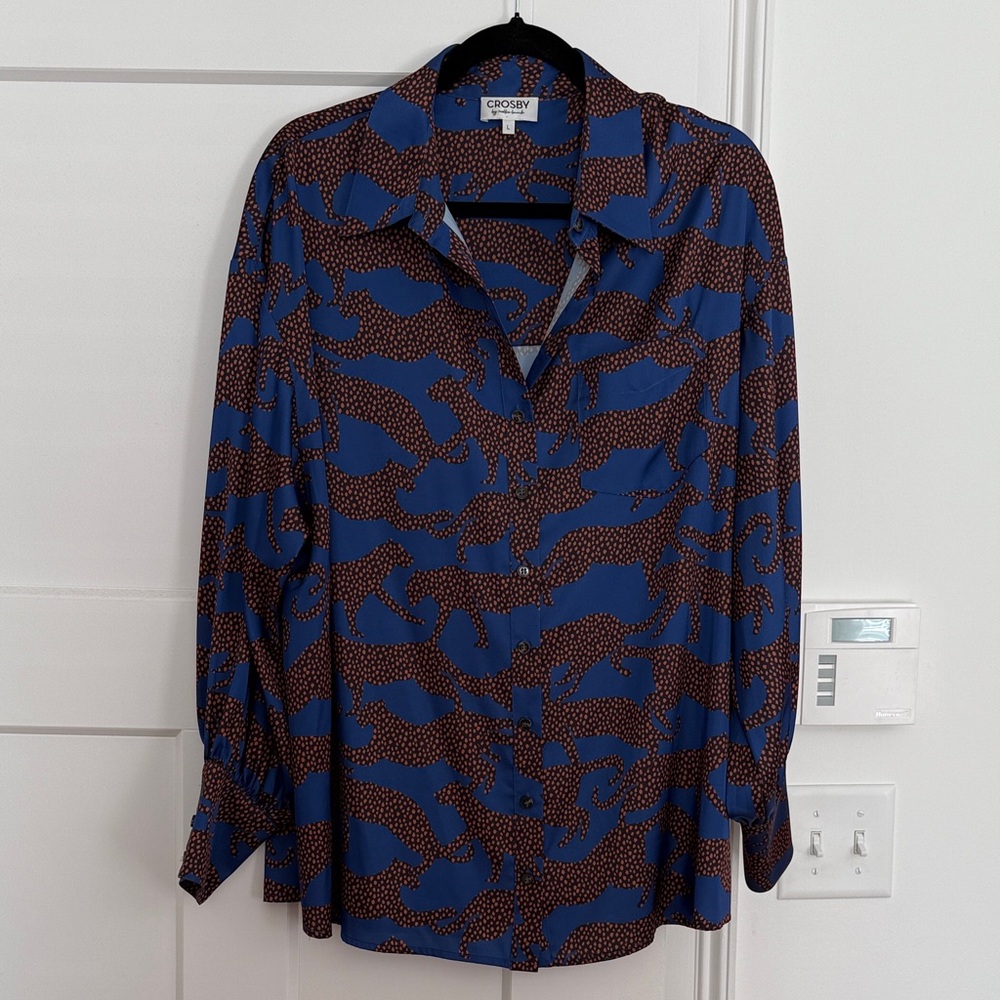 crosby. Women's Top in Blue and Brown Pattern